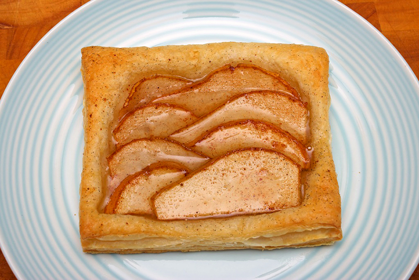 Honeyed Pears in Puff Pastry Recipe: How to Make It